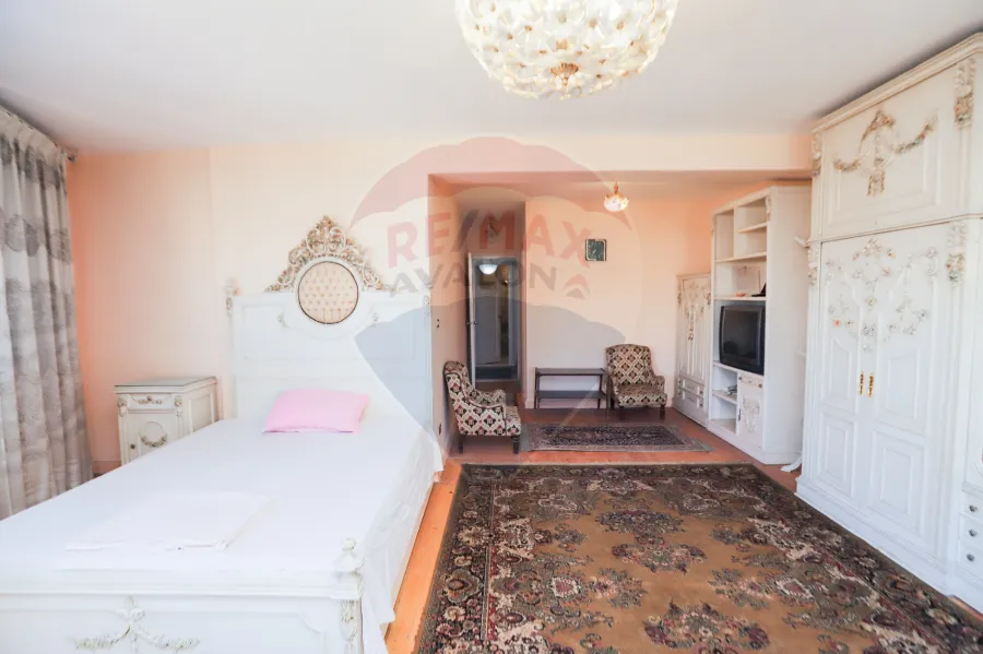 Apartment For Sale 240 m Smouha ( Front Of Smouha Club )