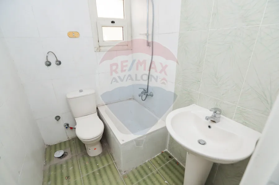 Apartment for rent 193 m Stanly (2 Num Branched from the sea ) -