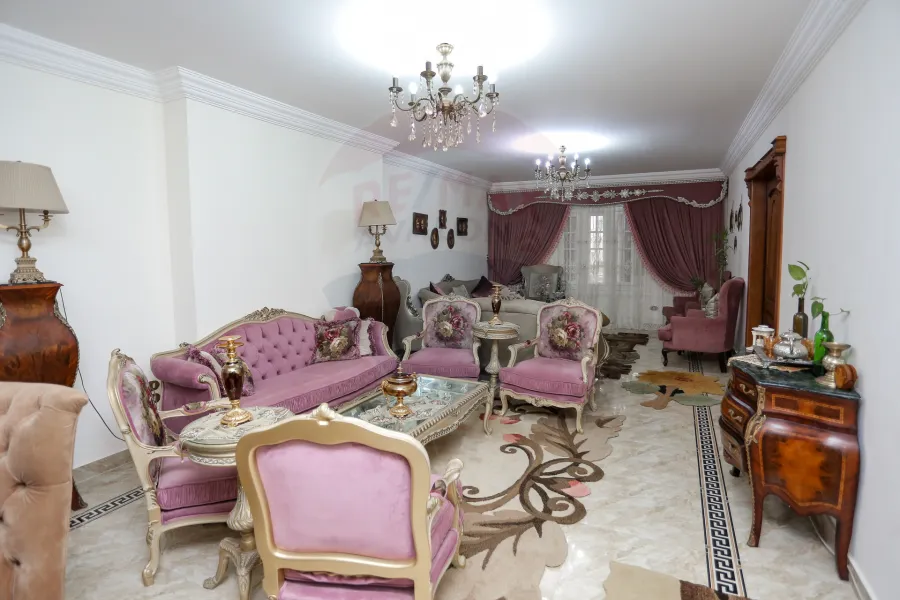 Apartment For sale 185 m Zizinia (Mostafa Abdel Razek St.)