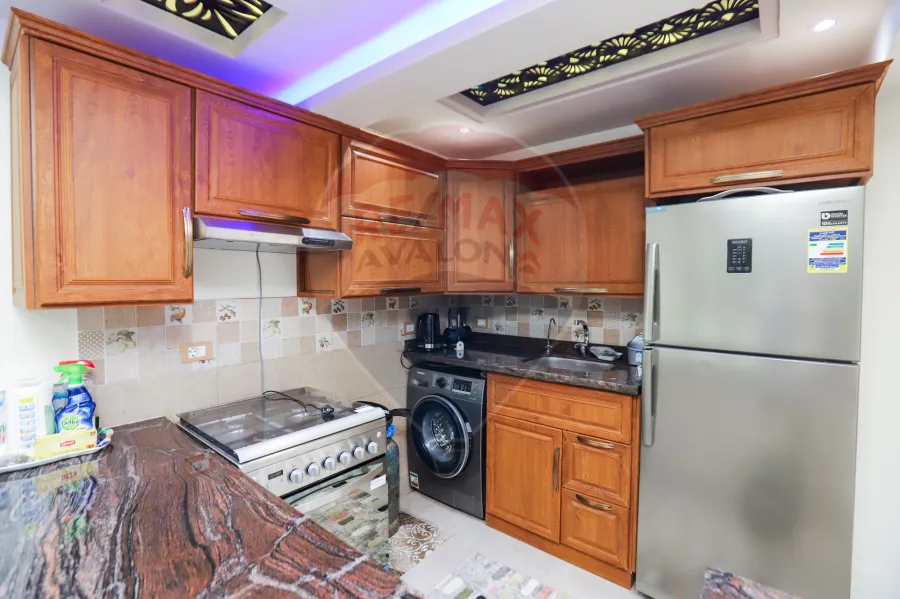 شالية للبيع 70 م  المعمورة الشاطئ (ثاني نمرة من البحر)