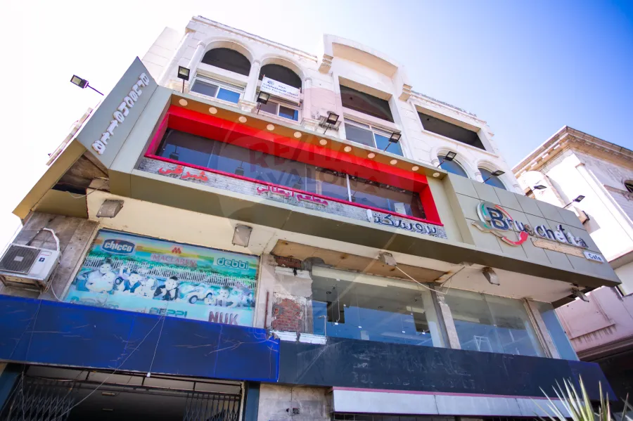 مقر إداري مرخص  للايجار 430 م  طريق مطار النزهة (أبراج الثغر)