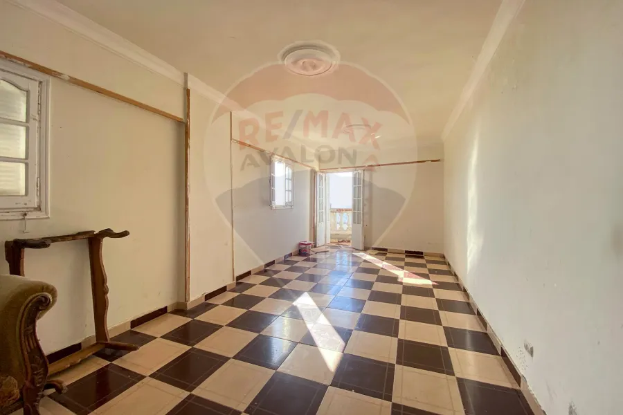 Apartment for sale 100 mn Bahary (Ebn El-Forat St)