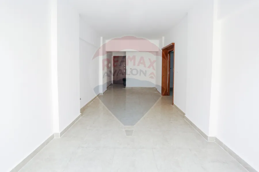 شقة للبيع 135 م كفر عبده ( خطوات من ابراج كيروسيز )