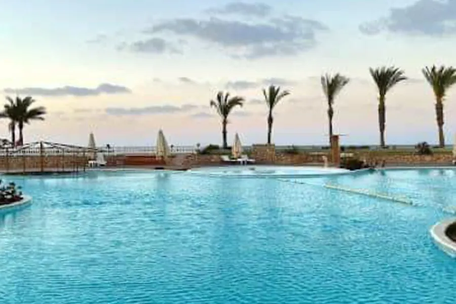 شاليه أرضي للإيجار المفروش (قرية لازوردي)