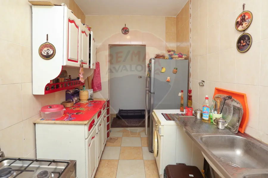 شقة للبيع 140 م لوران (متفرع من ش ابوقير)