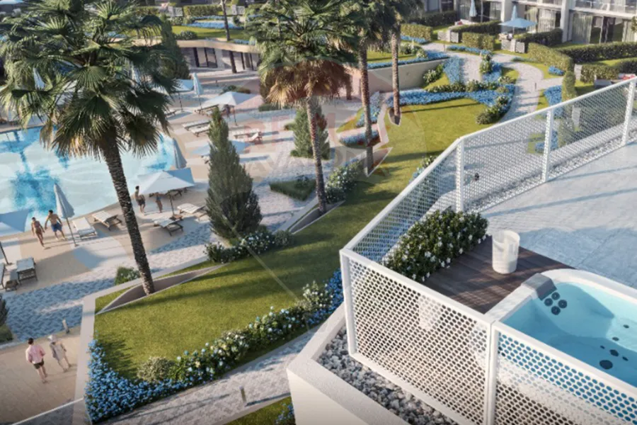 Studio + Garden for Sale north coast (White Sand)