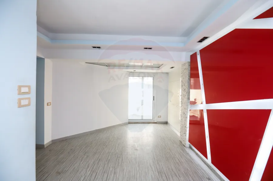 شقة دوبلكس للبيع 400 م لوران (ش محمد صدقي)