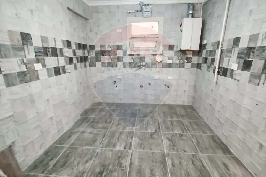 شقة للايجار 183 م سموحة الجديدة (كومباوند الصيادلة)