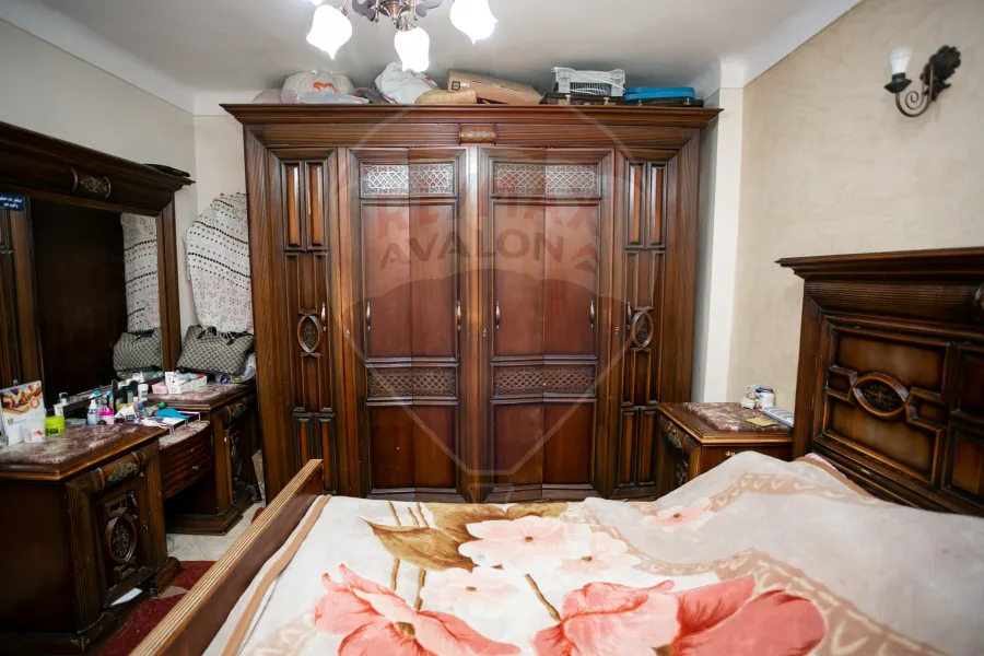 شقة للبيع 90 م لوران (ش علي بك رياض)