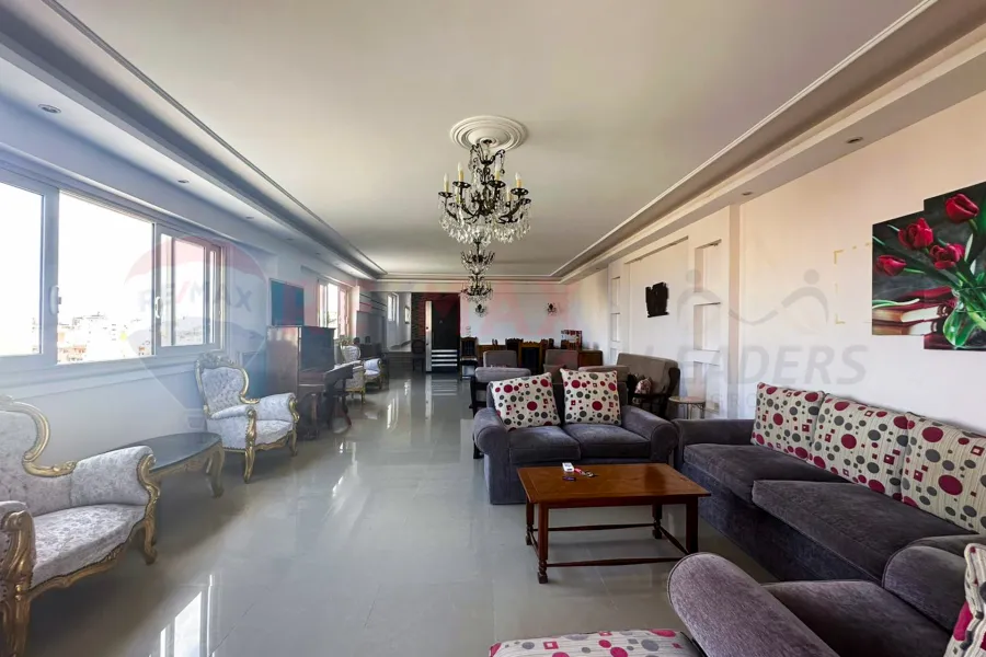 Furnished apartment for rent 227 m Gleem (Mostafa Maher St.)