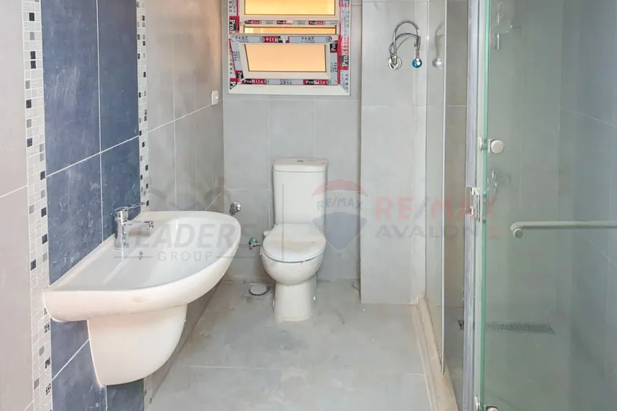 شقة للايجار 180 م سموحة (جراند فيو)