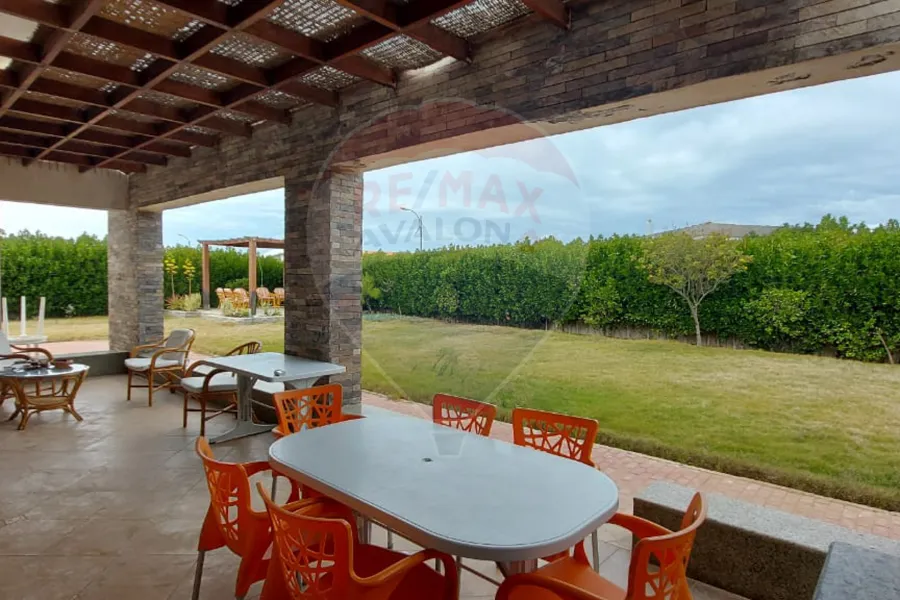 Stand alone villa for sale (Amwaj - Sidi Abdel Rahman) 900 m