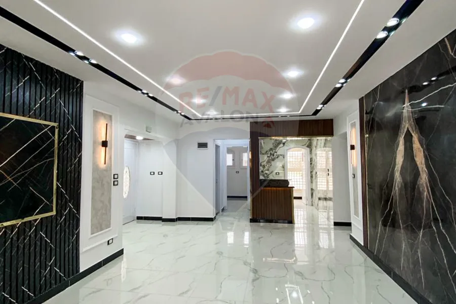 شالية ارضي بجاردن للبيع (المنتزة) 100م  + 100 م جاردن