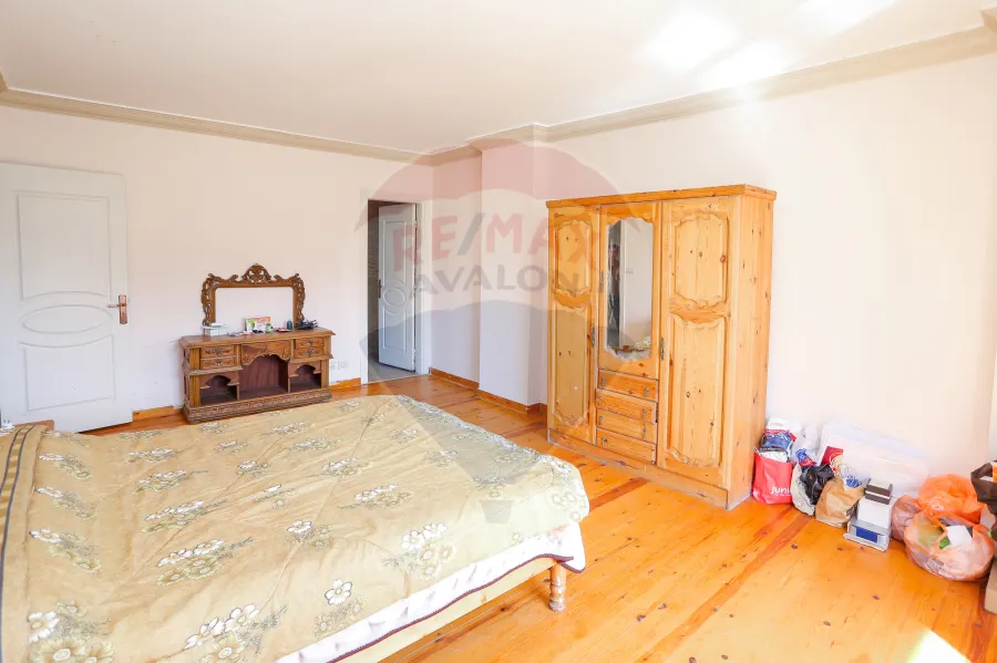 شقه للبيع 260 م لوران ( ش اسماعيل سيرهنك )