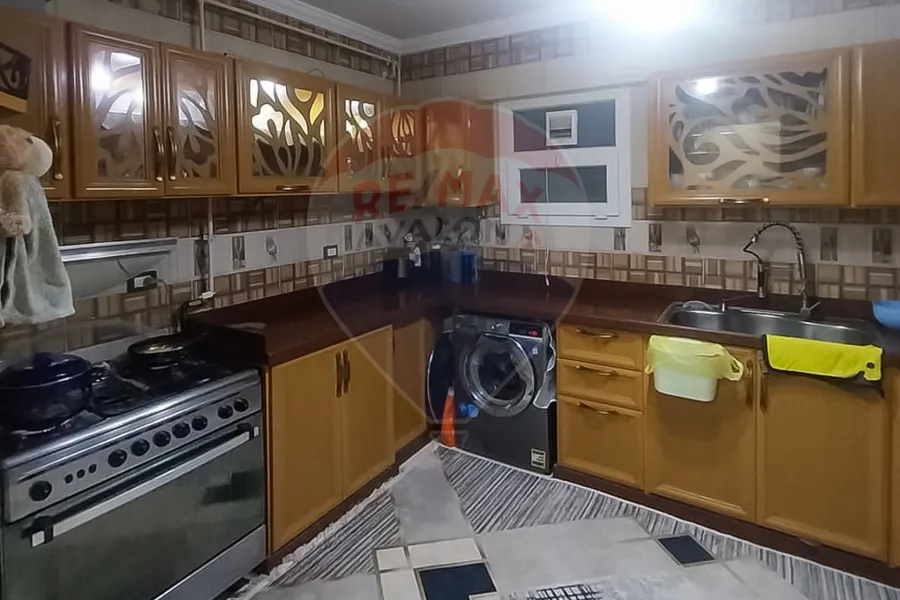 شقة للبيع 210 م ميامي (شارع العيسوي)