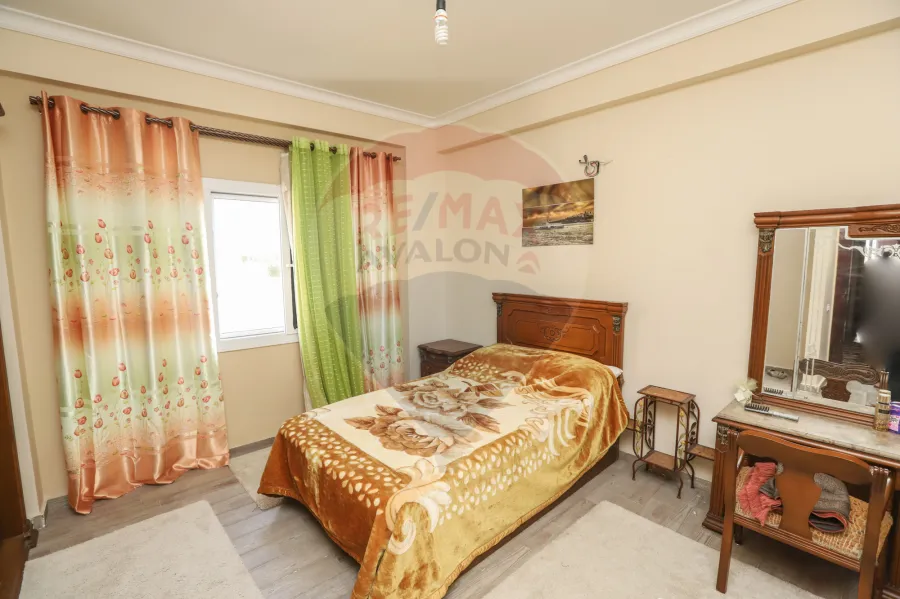 فيلا للإيجار بدون فرش  900 م بكينج مريوط (تقسيم الجمارك)