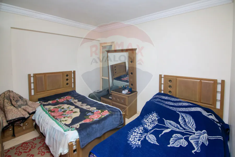 Apartment for sale 210 m Gleem (branching from the sea)