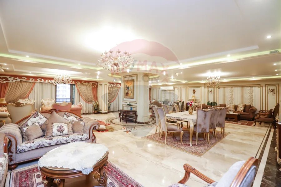 شقة للبيع 575م سموحة (ش فوزي معاذ الرئيسي)