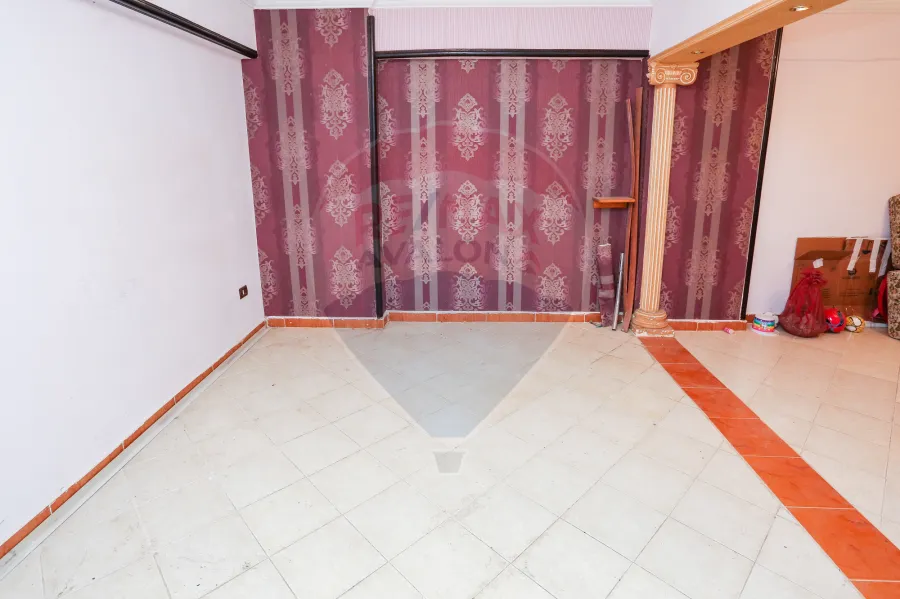 شقة للبيع 140 م السيوف ترام (خطوات من الترام )