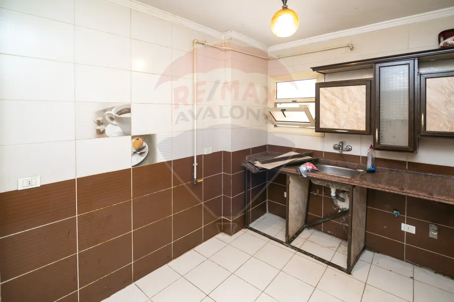 Apartment for rent 185 m Janaklis (Al-Horaya Road)