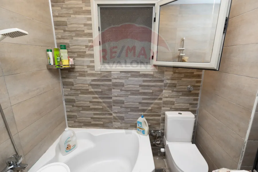 شقة للبيع 210 م سيدي بشر(تاني نمرة البحر)