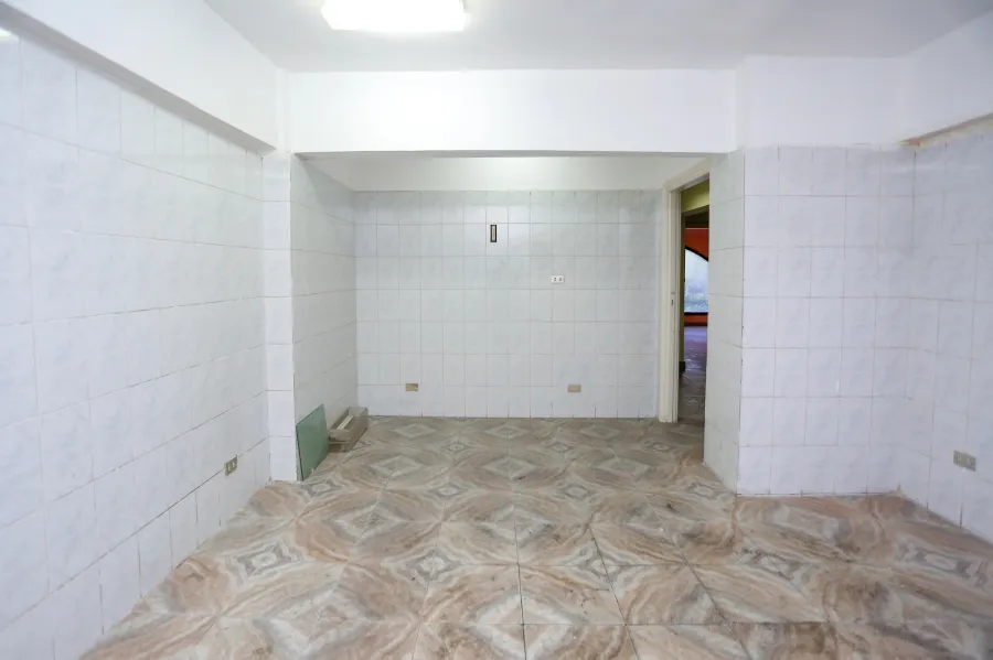 Apartment for sale 200m Sidi Gaber (Bor Saied St.)- Residential or Commercial