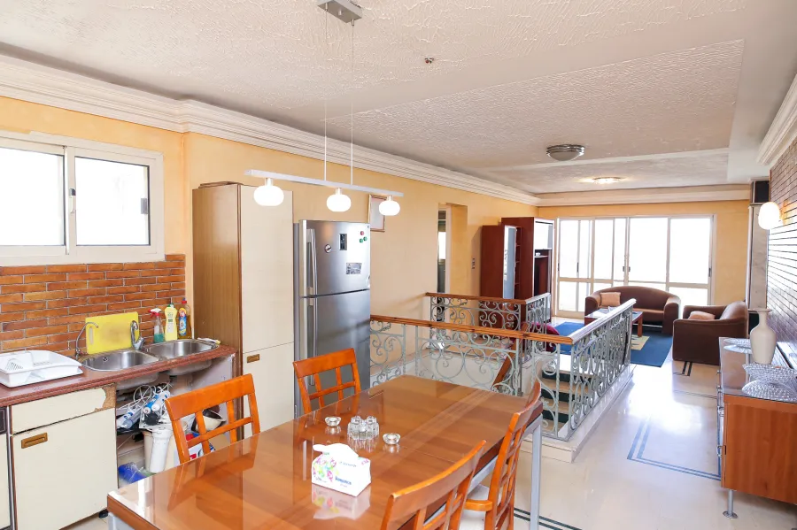 دوبلكس للبيع 500م سبورتنج - خطوات من ش أبو قير