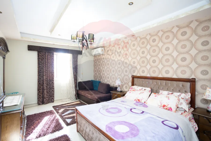 شقة للبيع 155 م جناكليس (ش مرتضي باشا)