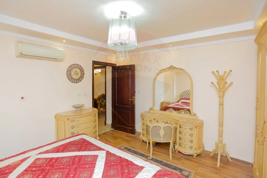 شقة للبيع 140 م سيدى جابر ( متفرع من ش المشير)