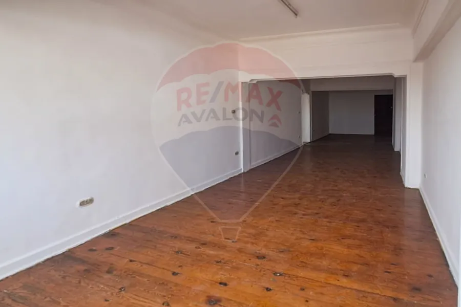 شقة للبيع 120 م سموحة (خطوات من ش مصطفي كامل)