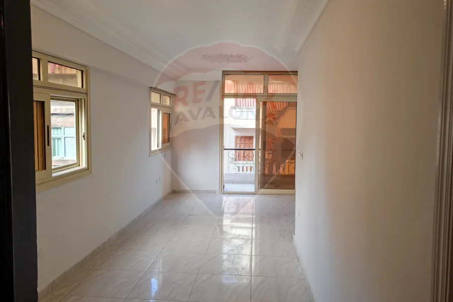 Apartment for rent 150 m Zezenia (Abo Qir St.)