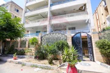 شاليه للبيع 175 م المعمورة الشاطئ ( شارع النصر )