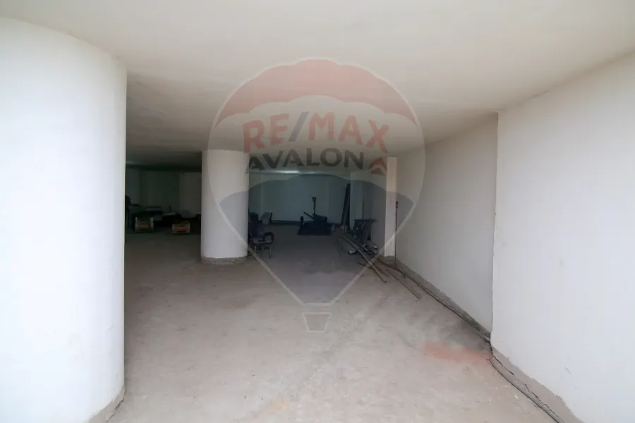 Commercial flat for sale 500 m Glem (Rasmy Pasha St.)