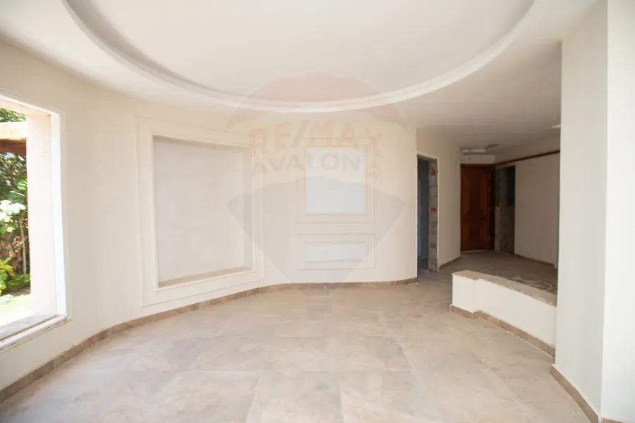 فيلا توين هاوس للبيع 419 م كينج مريوط (كومباوند اليكس ويست - فيو البحيرة)