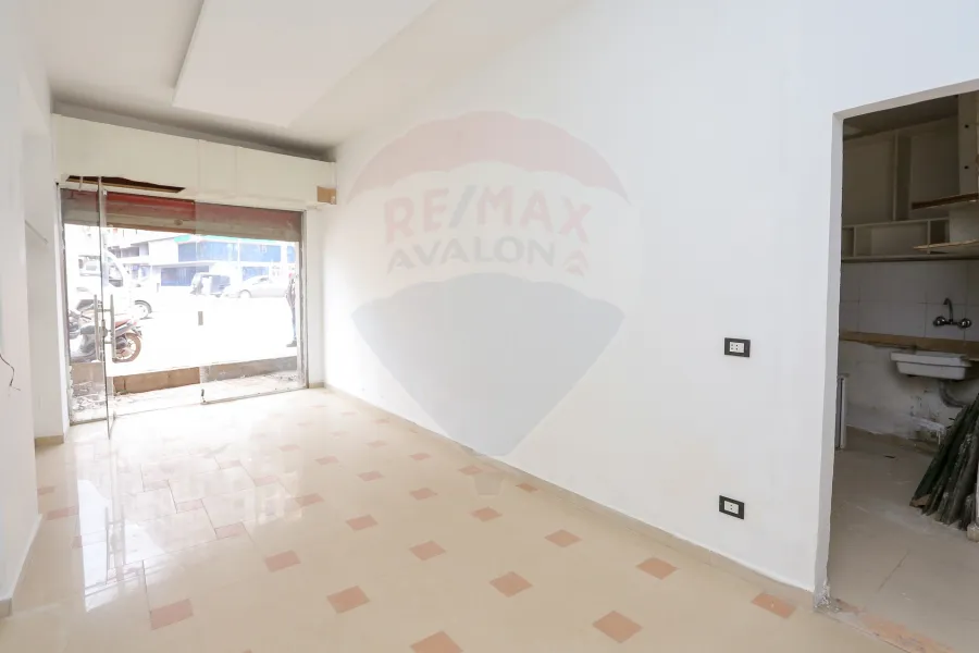 صيدلية للبيع 32 م سيدي بشر (ش مصطفى كامل)