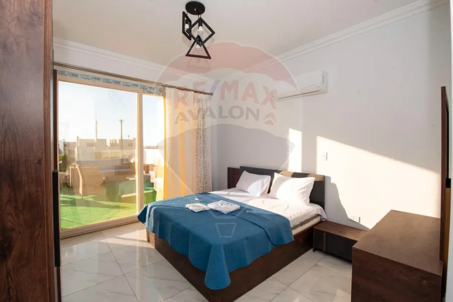 شاليه دوبلكس + رووف للبيع (هاسيندا باي) 235 م