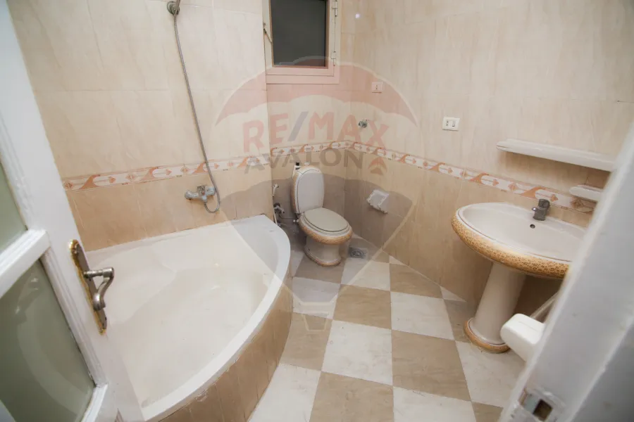 Apartment for sale 200 m Janaklis (Mortada St. - Brand Building)