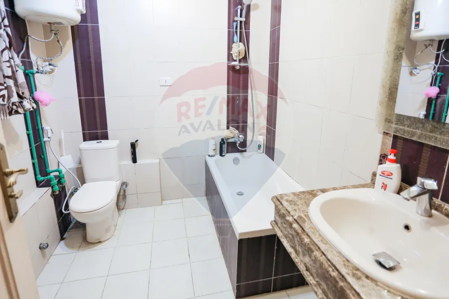 Apartment for sale 120 m Zezinia (Abd El Salam Aref St.)