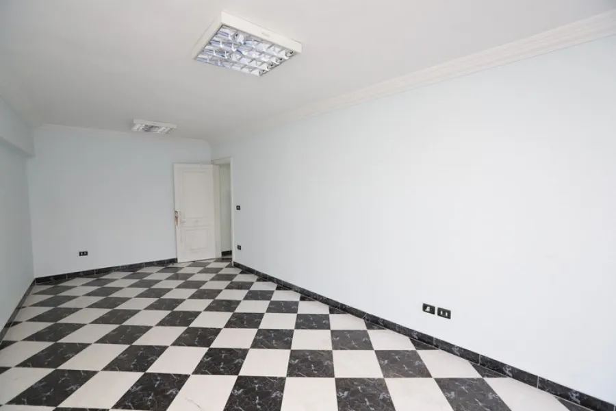 Apartment for sale 245 Victoria (Galaa St)