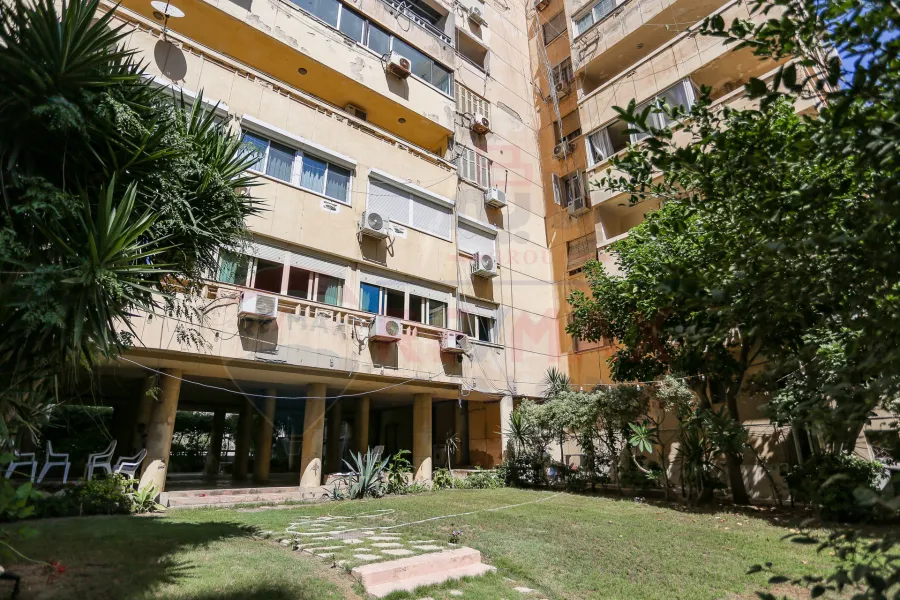 Apartment for Sale 320 m Stanly (Next to Evangelical Church)