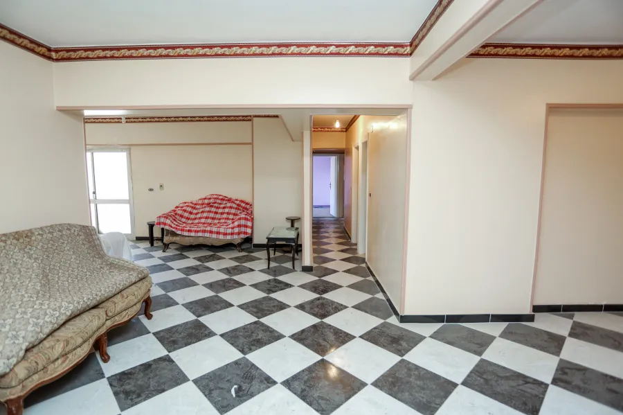 شقة للإيجار 155م كفر عبده - ش كفر عبده