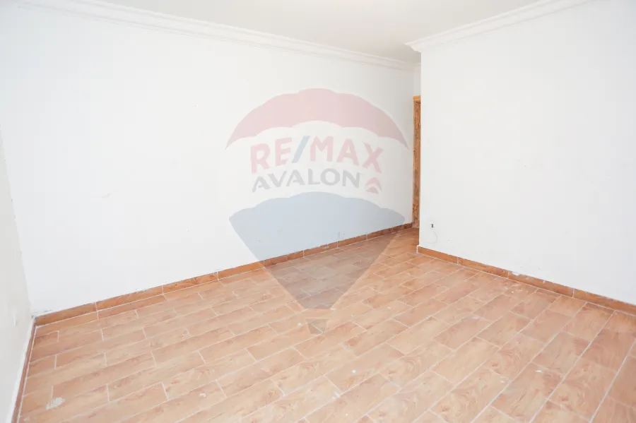 (شقة للبيع 160 م سيدى جابر (شارع جابر مبارك