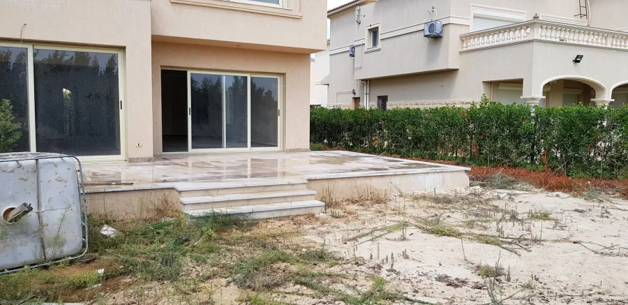 فيلا للإيجار370م كينج مريوط (كومباوند أليكس ويست - مطلات الجولف)