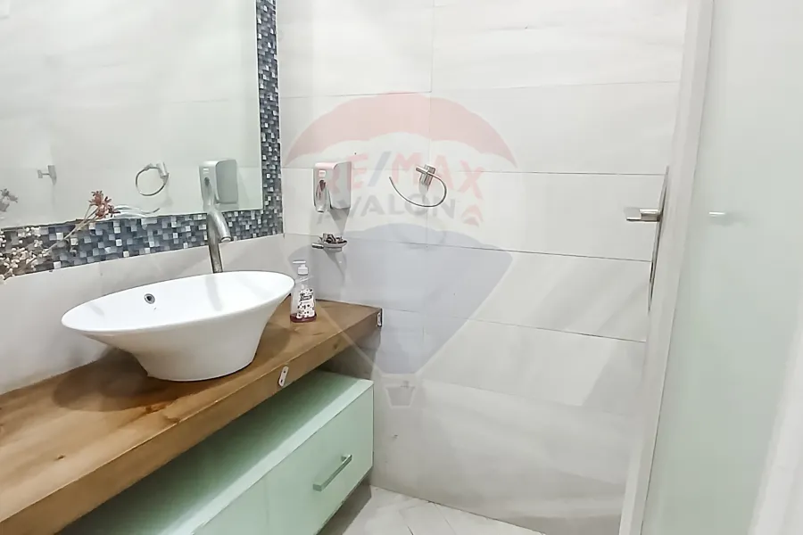 Administrative apartment for sale 120 m Glem (Mostafa Maher St.)