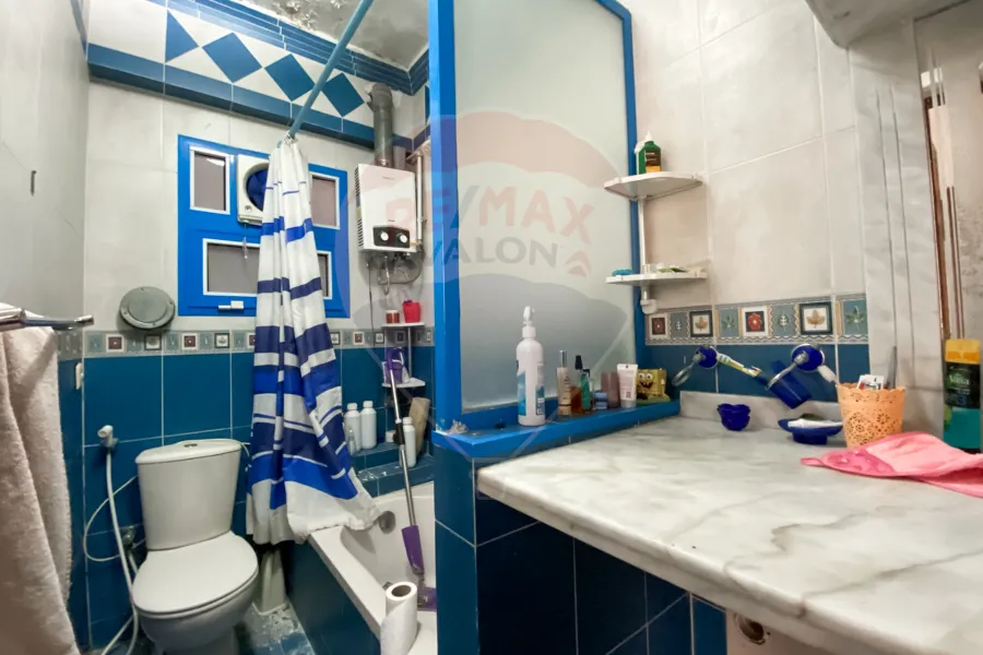 شقة للبيع 135 م سموحة (ش توت عنخ امون)