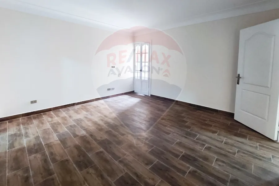 Apartment for rent 165 m Smouha (Tutankhamun St.)