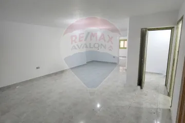 مقر إداري للإيجار 90م سابا باشا (على الترام مباشر)