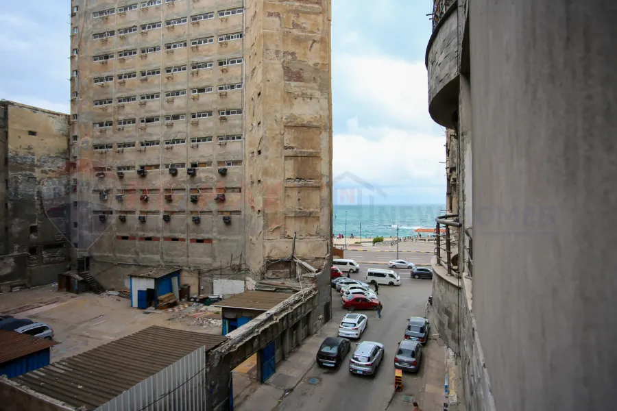 شقة للبيع 145 م كليوباترا ( ثالث نمرة من البحر )