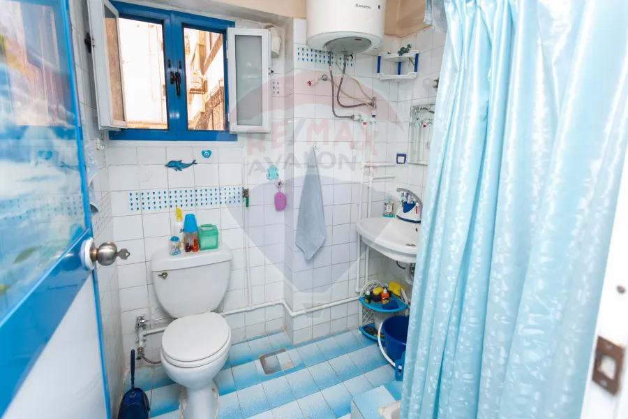 شقة للبيع 135 م سابا باشا (ش مصطفي ابو هيف)