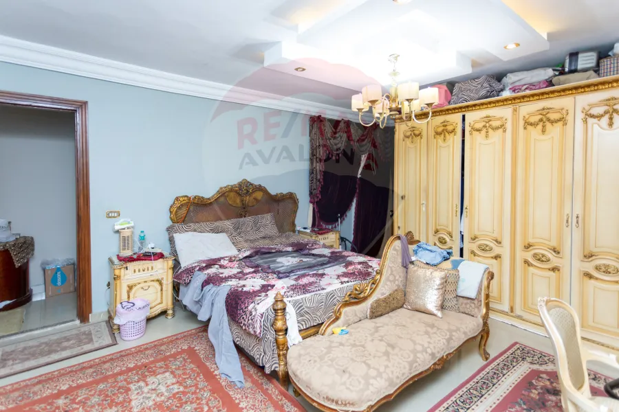 Apartment for sale 225 m Kafr Abdo (skina bnt al hussien st)